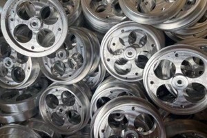 五金零部件、機(jī)械設(shè)備的除油除銹等清洗工作使用哪種設(shè)備較好？
